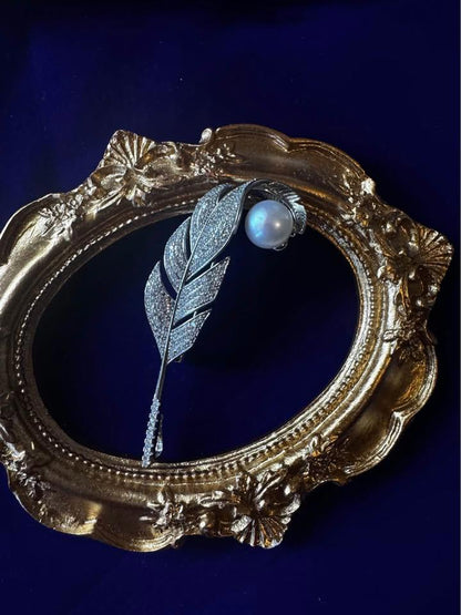 Vintage style natural pearl brooch earrings ring gold plated well made brand new