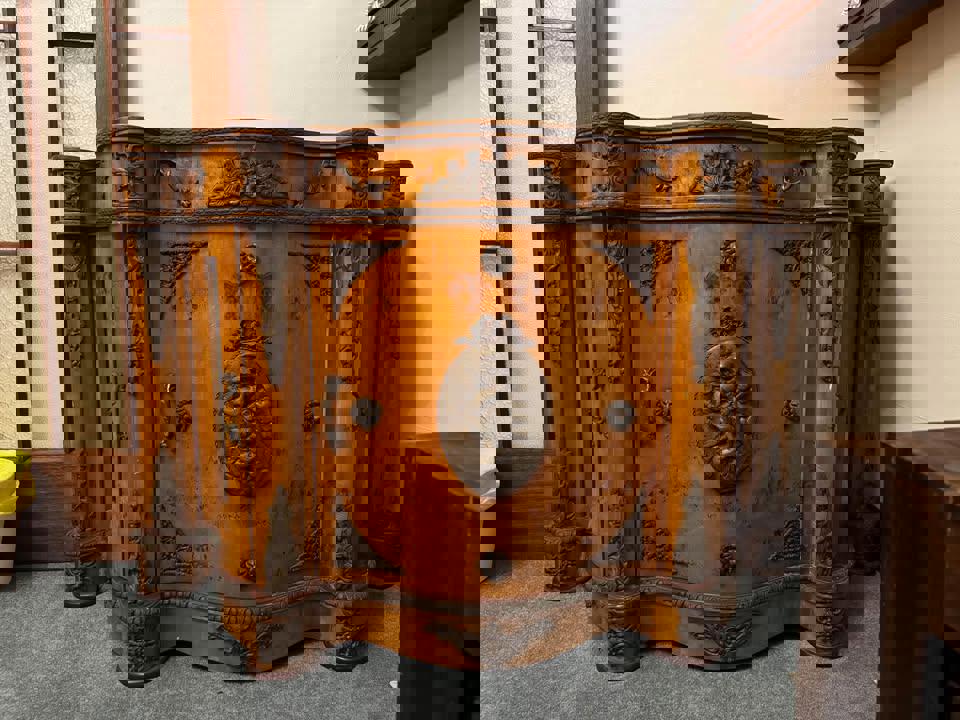 ANTIQUE FRENCH BUFFET FROM THE POSSESSIONS OF KING LOUIS XVI SIDEBOARD